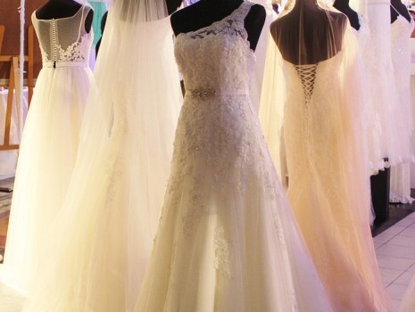 507 1 فستان الزفاف الابيض لابن سيرين - رؤية الفستان في الحلم بسمة شديد