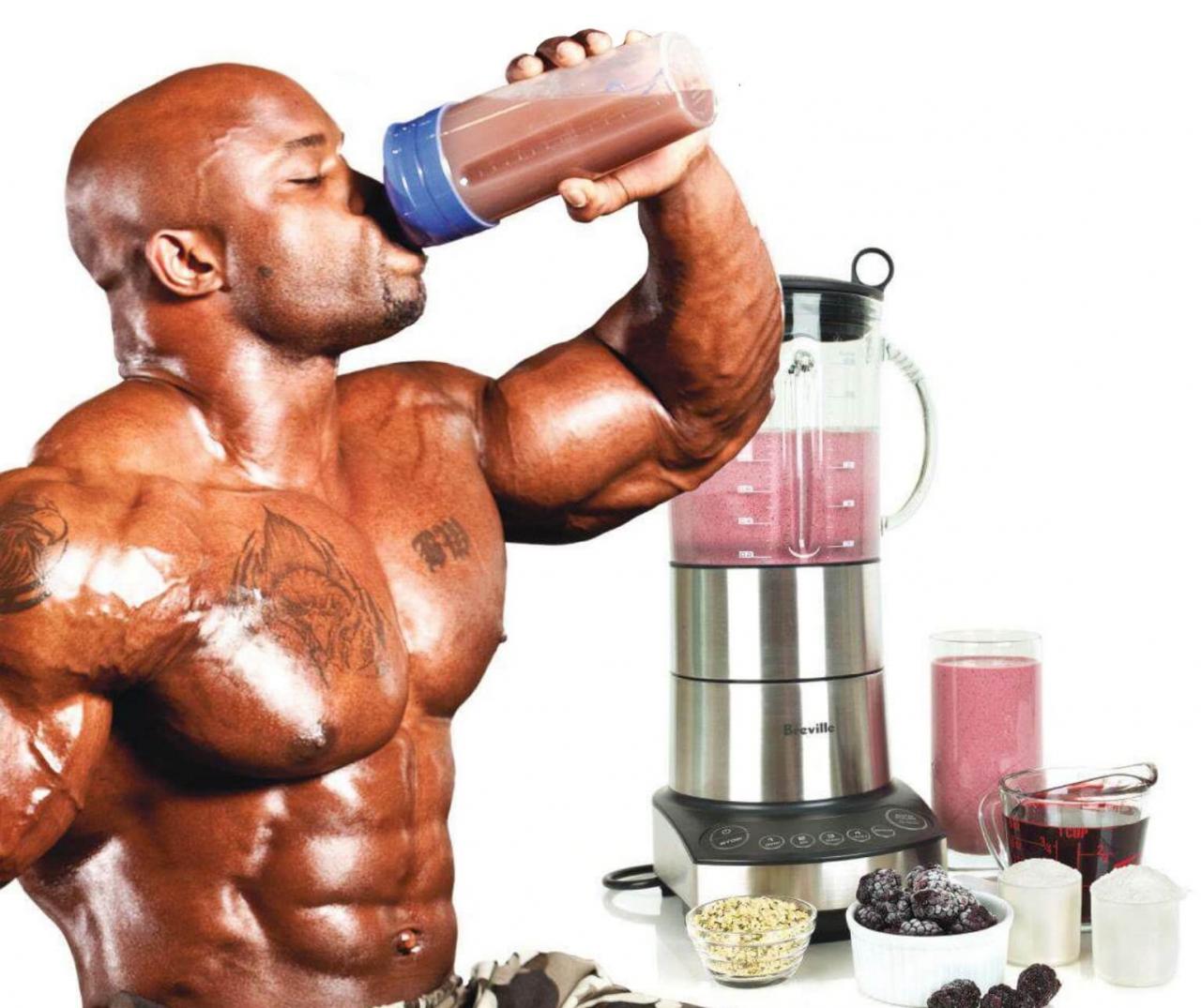 Протеина видео. Протеин для мышц. Качок с протеином. Спортивное питание стероиды. Качок и спортивное питание.
